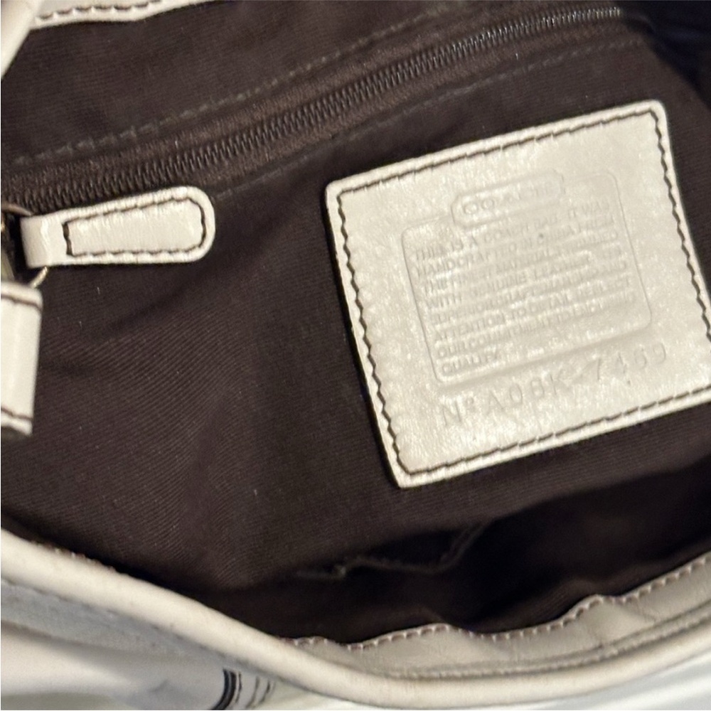 Coach Vintage Legacy Double Flap Handbag - Picture 13 of 15